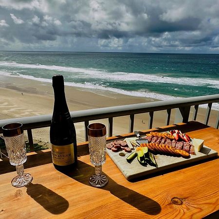 Absolutely Stunning! On The Beach !!! Gold Coast Bagian luar foto