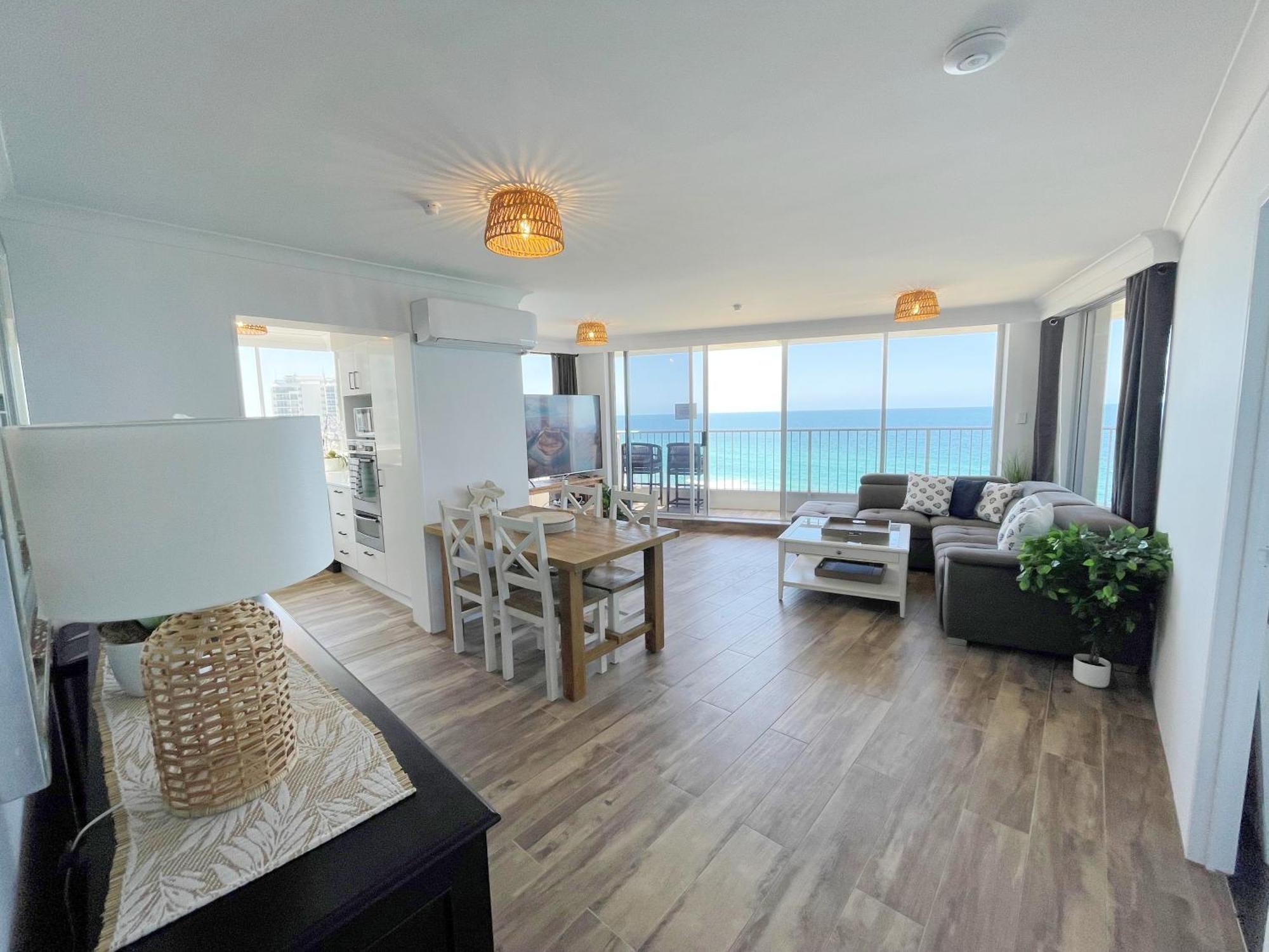 Absolutely Stunning! On The Beach !!! Gold Coast Bagian luar foto